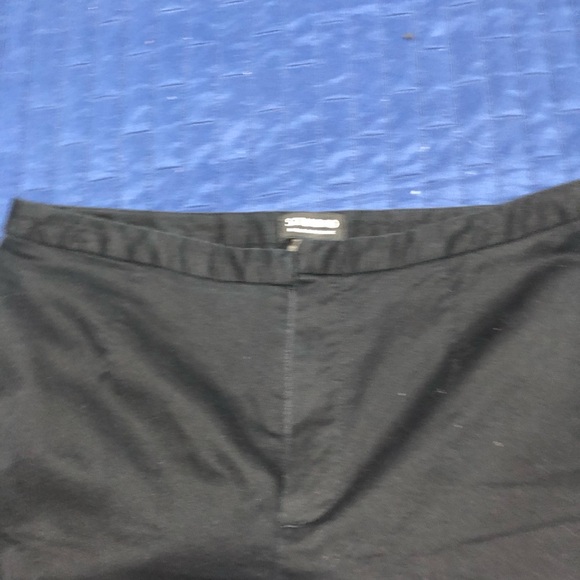 Liz Claiborne Studio Black Trousers -size 10- dressy with bell bottoms like new - Picture 6 of 9